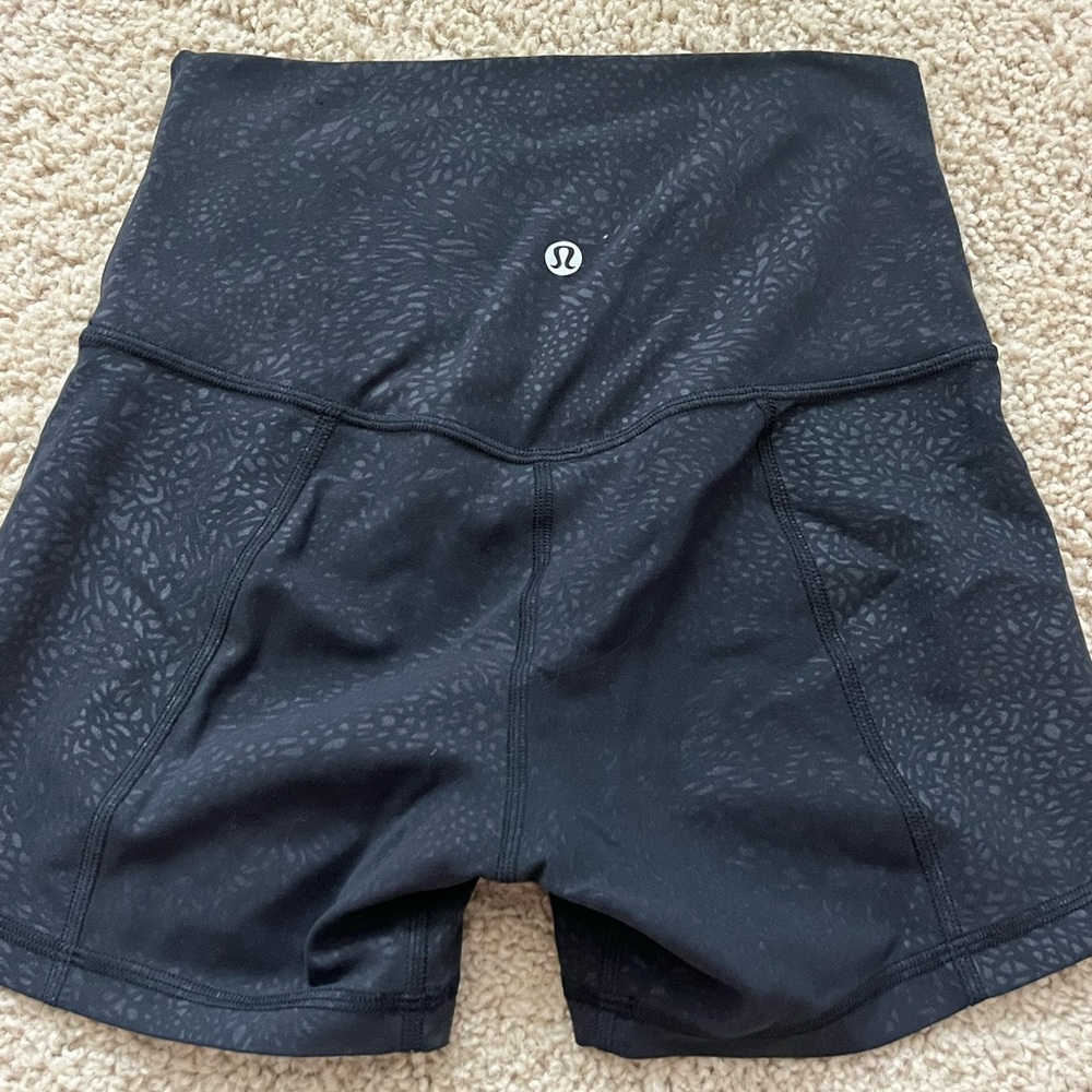 Lululemon Align High-Rise Biker Shorts 4”!